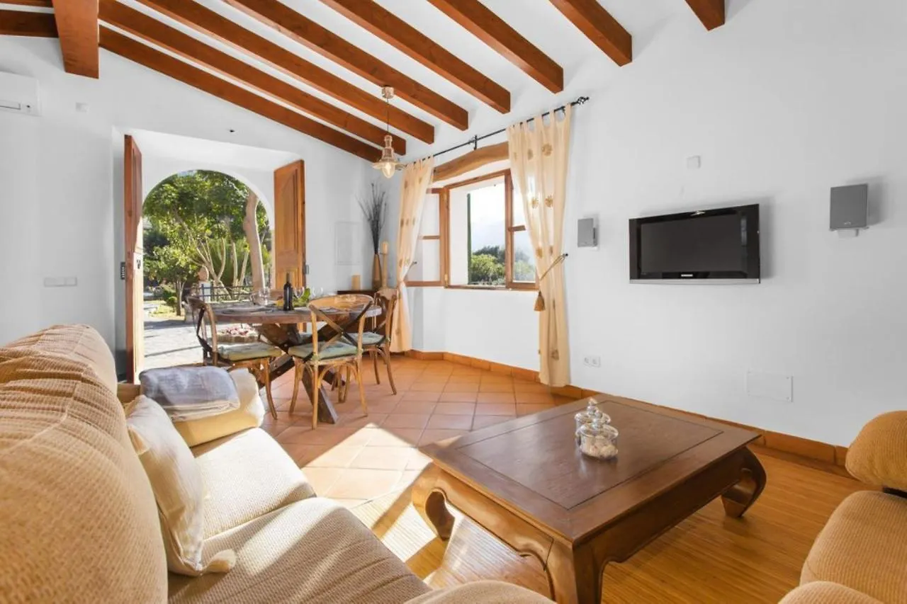 Es Tarongers Vila Sóller Villa